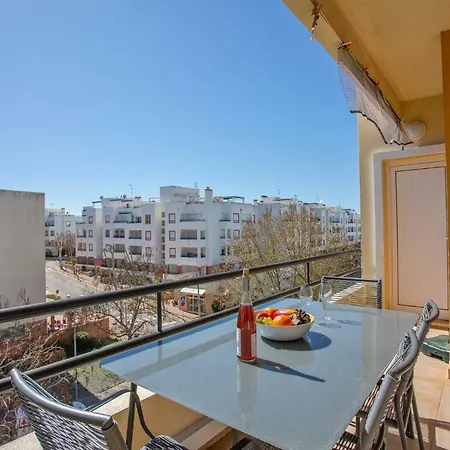 Penthouse Apt With Seaviews And Jacuzzi Ταβίρα